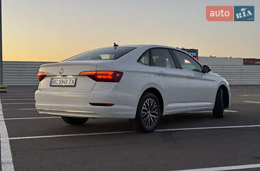 Седан Volkswagen Jetta 2020 в 