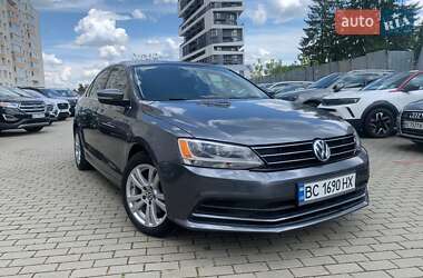 Седан Volkswagen Jetta 2015 в Львове