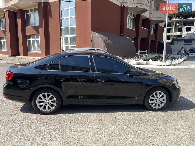 Седан Volkswagen Jetta 2015 в Черкассах