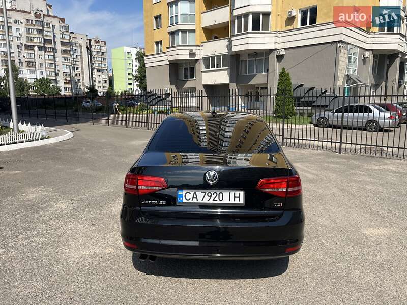 Седан Volkswagen Jetta 2015 в Черкассах