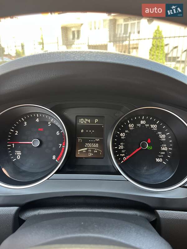 Седан Volkswagen Jetta 2015 в Черкассах