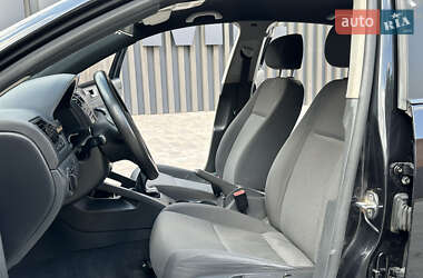 Седан Volkswagen Jetta 2006 в 