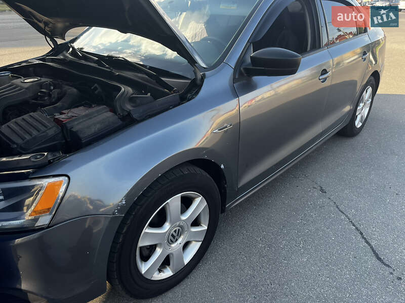 Седан Volkswagen Jetta 2012 в Киеве