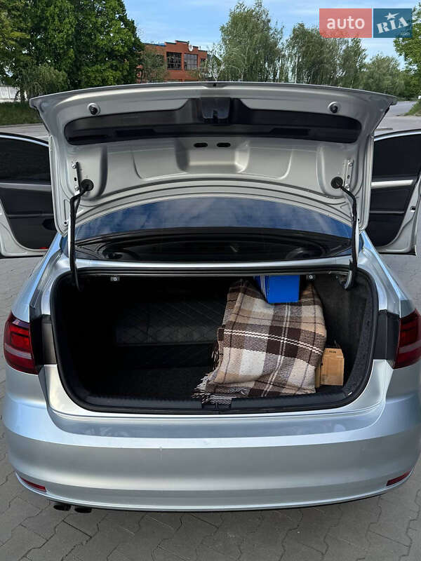 Седан Volkswagen Jetta 2014 в Білій Церкві