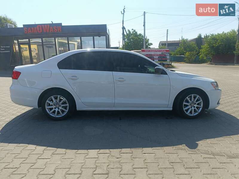 Седан Volkswagen Jetta 2012 в Василькове