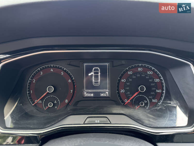 Седан Volkswagen Jetta 2018 в Киеве