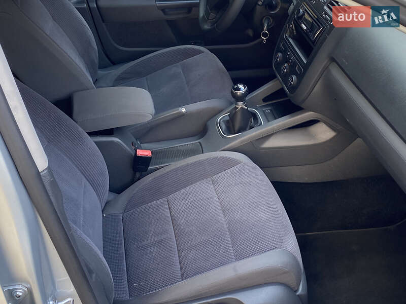 Седан Volkswagen Jetta 2007 в Самборе
