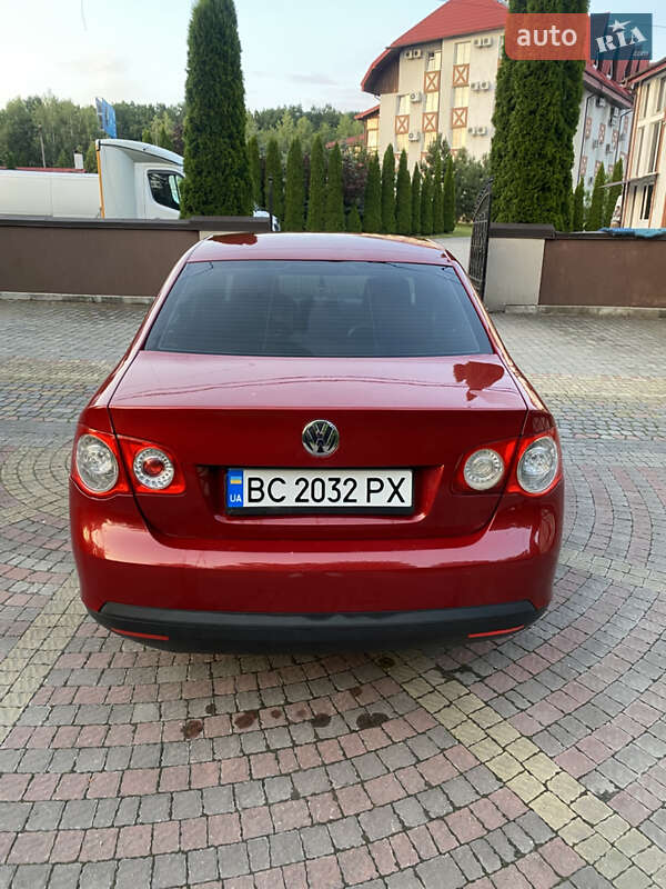 Седан Volkswagen Jetta 2008 в Львове