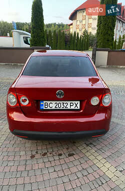 Седан Volkswagen Jetta 2008 в 