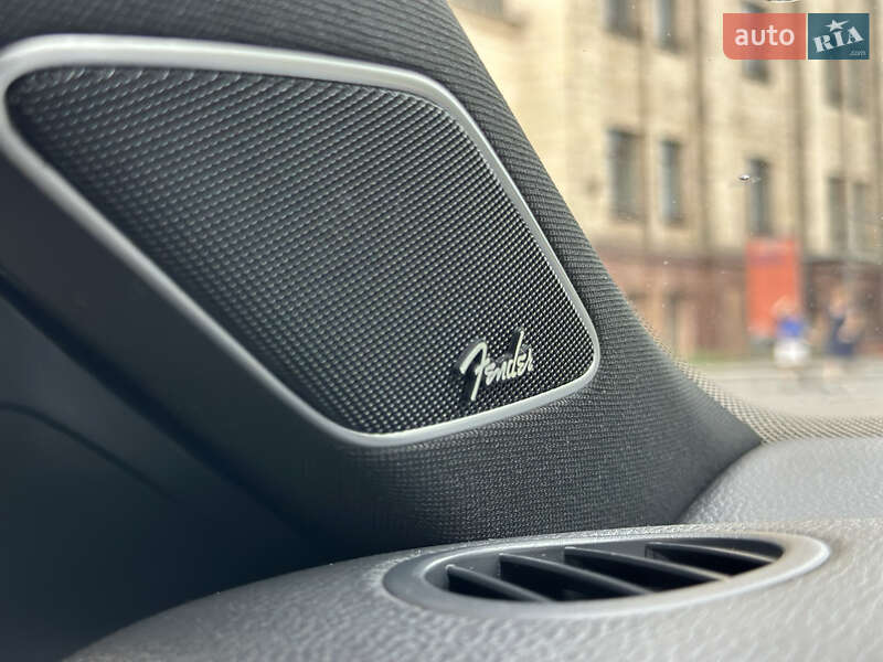 Седан Volkswagen Jetta 2013 в Харькове