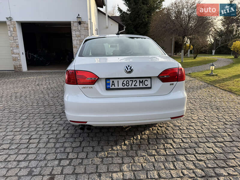 Седан Volkswagen Jetta 2014 в Киеве