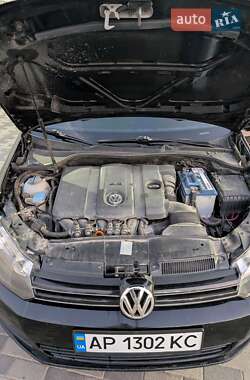 Седан Volkswagen Jetta 2012 в 