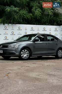 Седан Volkswagen Jetta 2013 в Києві