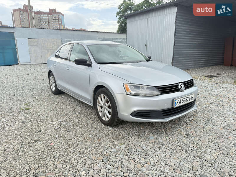Volkswagen Jetta 2014