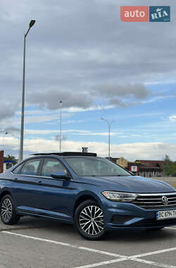 Седан Volkswagen Jetta 2019 в 