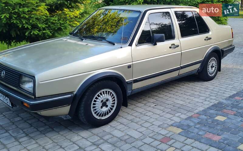 Седан Volkswagen Jetta 1984 в Ратным