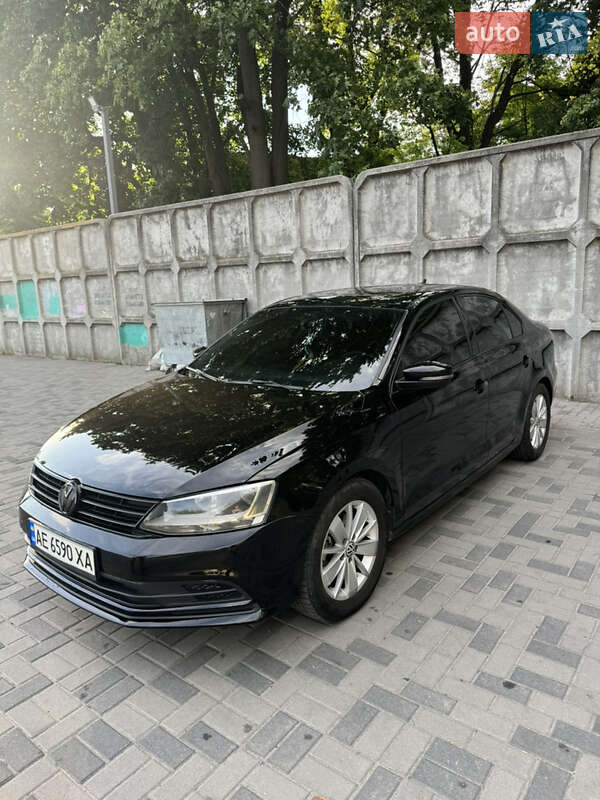 Седан Volkswagen Jetta 2014 в Днепре