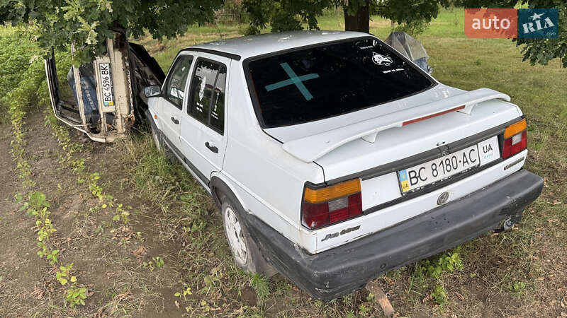 Седан Volkswagen Jetta 1988 в Радехові