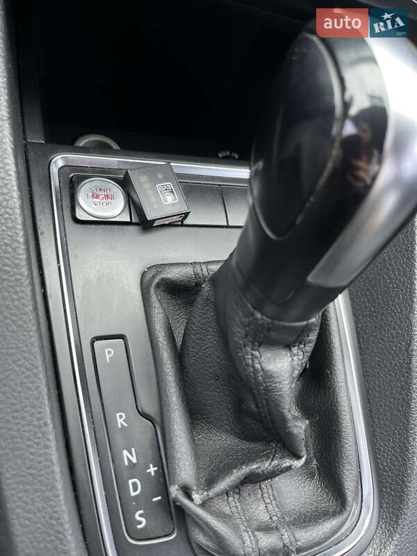 Седан Volkswagen Jetta 2015 в Киеве фото 10 Седан Volkswagen Jetta 2015 в Киеве