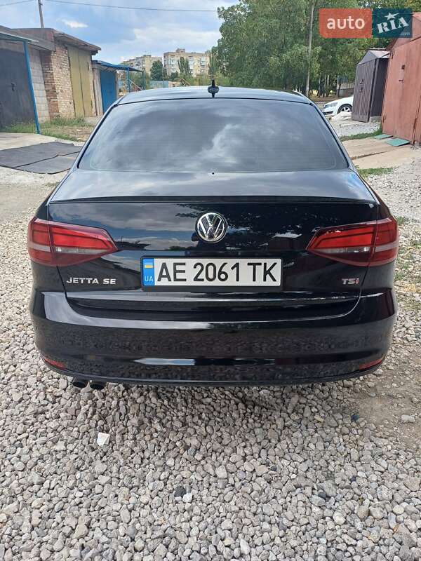 Седан Volkswagen Jetta 2015 в Кривом Роге