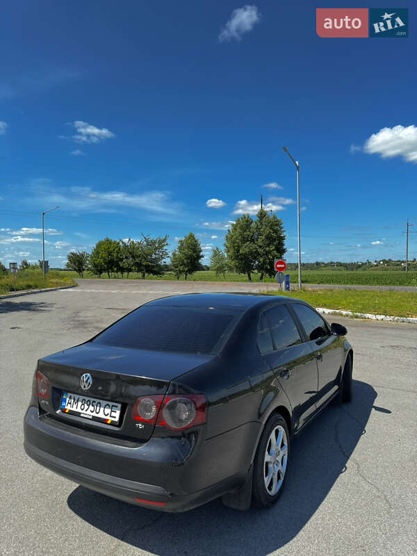 Седан Volkswagen Jetta 2009 в Софіївській Борщагівці