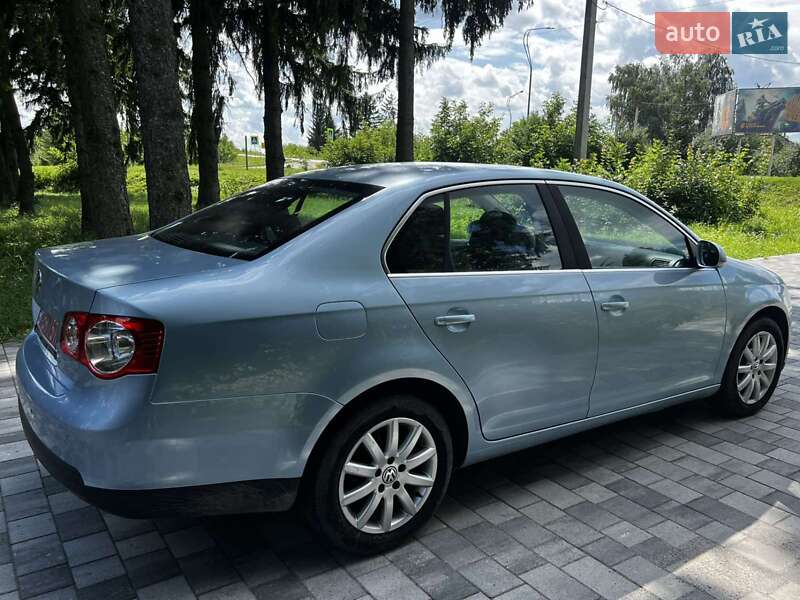 Седан Volkswagen Jetta 2008 в Вознесенске