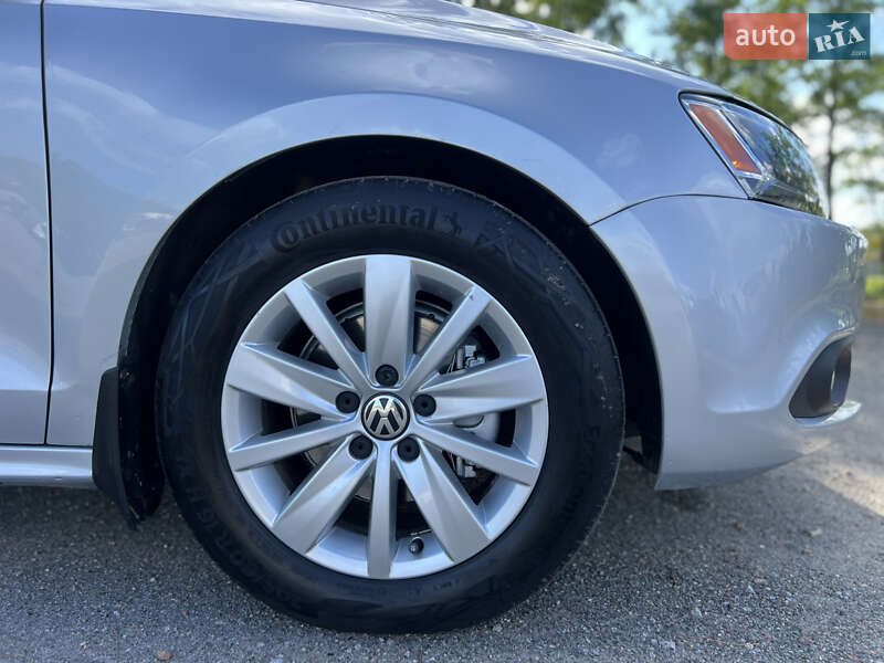 Седан Volkswagen Jetta 2012 в Киеве