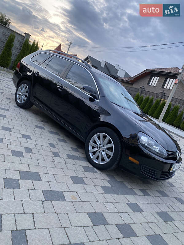 Универсал Volkswagen Jetta 2014 в Ровно