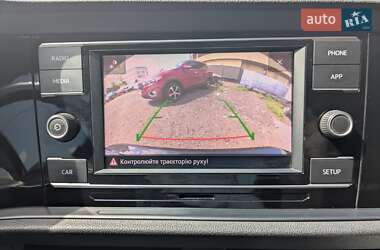 Седан Volkswagen Jetta 2019 в 