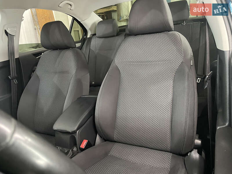 Седан Volkswagen Jetta 2012 в Николаеве