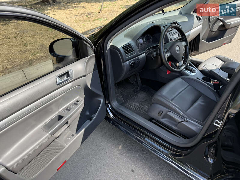 Седан Volkswagen Jetta 2009 в Одесі