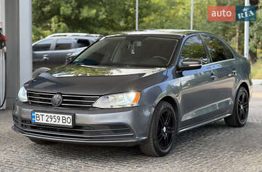 Седан Volkswagen Jetta 2014 в Днепре