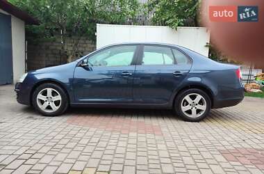 Универсал Volkswagen Jetta 2005 в 