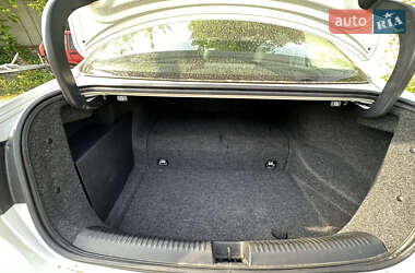 Седан Volkswagen Jetta 2013 в 