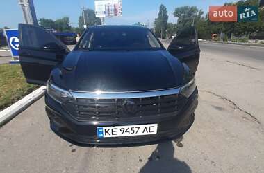 Седан Volkswagen Jetta 2018 в Днепре
