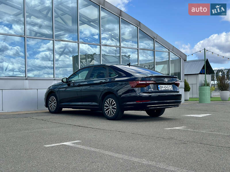 Седан Volkswagen Jetta 2019 в Києві
