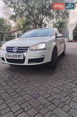 Седан Volkswagen Jetta 2006 в Киеве