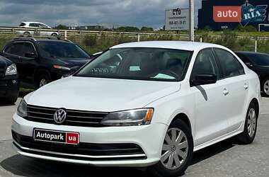 Седан Volkswagen Jetta 2016 в Львове
