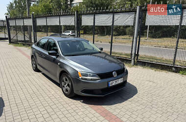 Седан Volkswagen Jetta 2014 в Запоріжжі