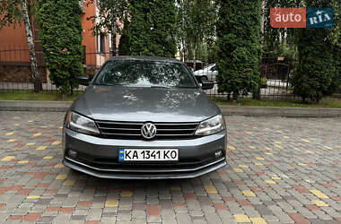 Седан Volkswagen Jetta 2016 в Киеве