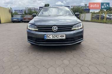 Седан Volkswagen Jetta 2016 в Львові