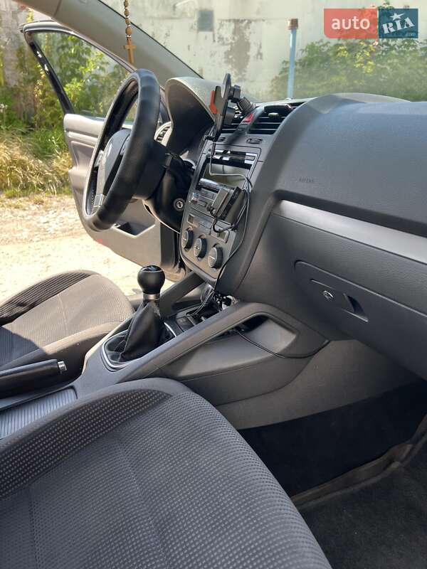 Седан Volkswagen Jetta 2008 в Тернополі