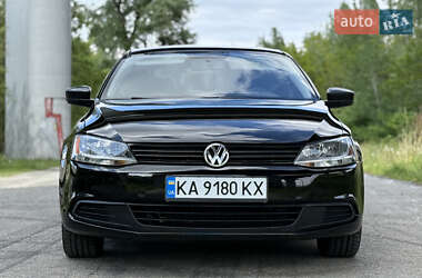 Седан Volkswagen Jetta 2013 в Києві