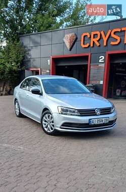 Седан Volkswagen Jetta 2015 в Киеве