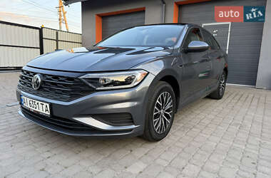 Седан Volkswagen Jetta 2019 в Киеве