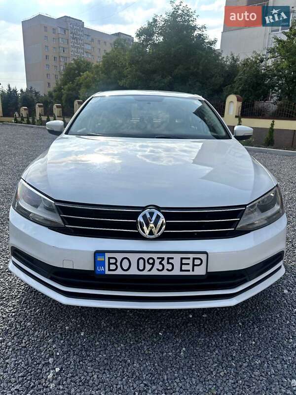 Volkswagen Jetta 2015
