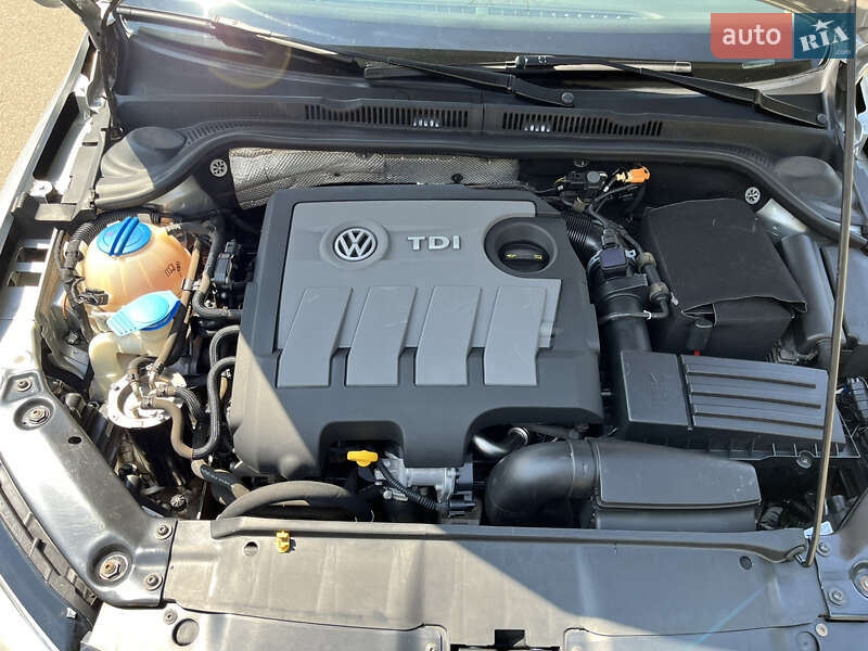 Седан Volkswagen Jetta 2016 в Кривому Розі