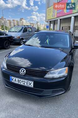 Седан Volkswagen Jetta 2014 в Києві