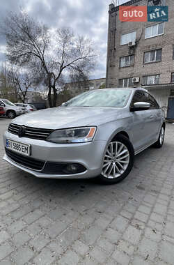 Седан Volkswagen Jetta 2012 в Горішніх Плавнях