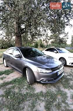Седан Volkswagen Jetta 2012 в Полтаві